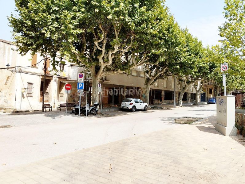 Foto 8137512d-a239-465b-add4-ab04680762cd. Edifici a riera i penya a Arenys de Munt