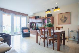 Appartamento in Carrer doctor trueta, 23, tordera, spain 23. Exclusivo dúplex con jardín privado en el corazón de tordera