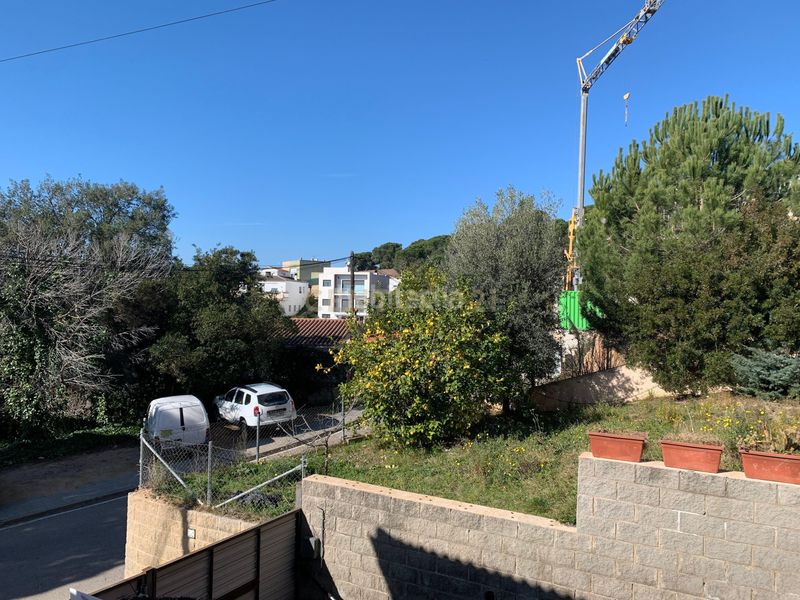Foto c6e2bd39-6b10-4d48-a4fc-540f6c4fd6f9. Casa amb aparcament a Lloret Verd - Els Pinars Lloret de Mar