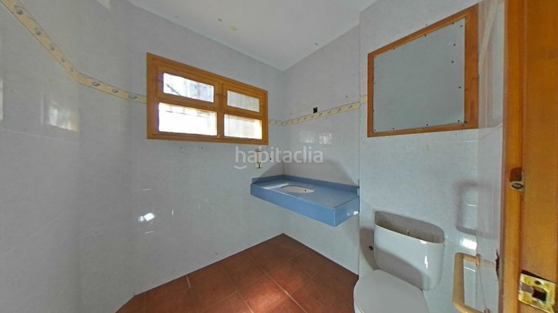 Foto ff261624-dc2d-4b78-87b7-7b0170675d7d. Casa a pla del castell del a Cinc Sènies Mataró