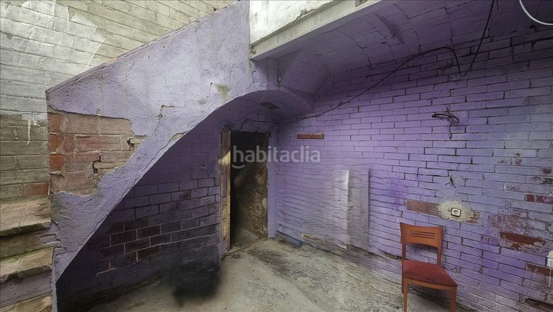 Foto f3d870eb-4643-4e0d-8add-aa5e87e5b37b. Casa a cl del pedro a Bisbal d´Empordà (La)