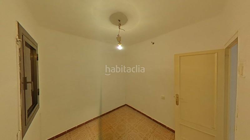 Foto 55cd0c17-3886-490e-8291-4582329453ea. Apartament a santa coloma a Llefià Badalona