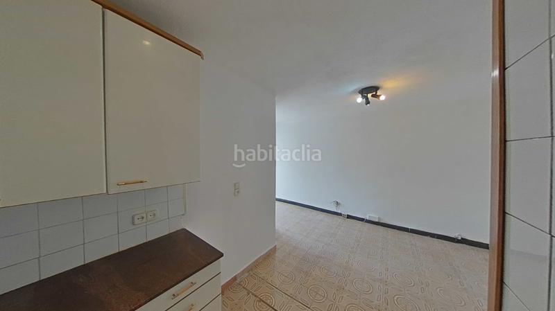 Foto a3af2f93-520f-48fb-b595-2c19fbff7cc4. Apartament a santa coloma a Llefià Badalona
