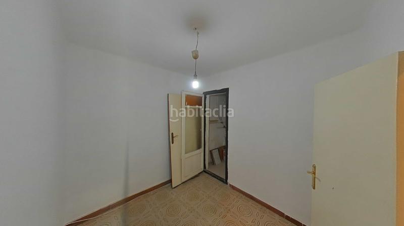 Foto bc641665-a29f-4dea-83b9-19e1c75b737f. Apartament a santa coloma a Llefià Badalona
