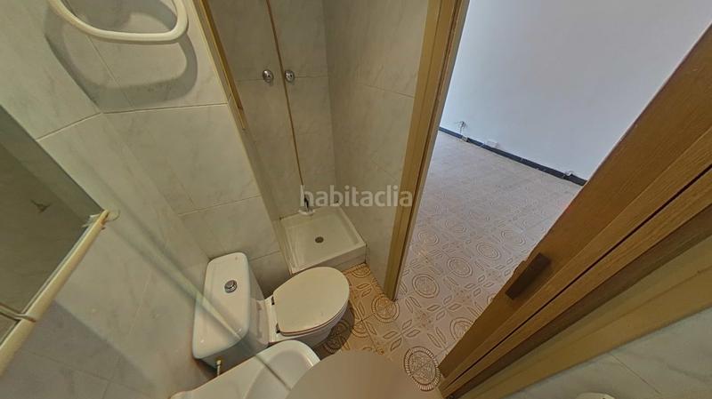 Foto ed0f7c8d-ec3f-4a35-8779-3ab64cca0dc3. Apartament a santa coloma a Llefià Badalona