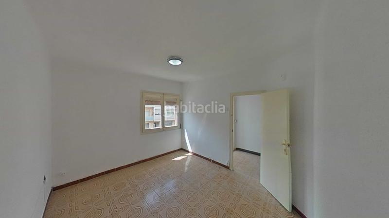 Foto f55583fc-9f61-4401-a911-c45d11b95bdc. Apartament a santa coloma a Llefià Badalona