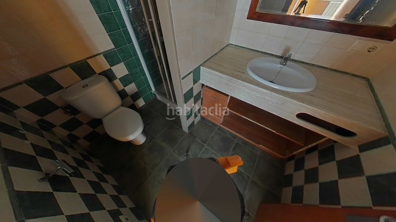 Foto 039fca72-84f7-478c-9fdd-e3a8bad0d18c. Casa a calle roure a Olot