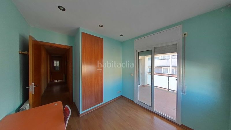 Foto 251dc772-b590-4ca7-854d-a49b75ad652a. Casa a calle roure a Olot