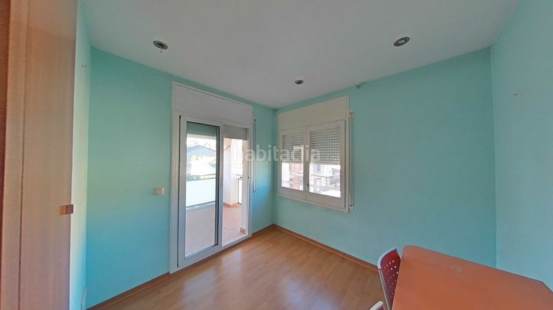 Foto faaa18ae-0786-4463-a7b6-f5a12222dfae. Casa a calle roure a Olot