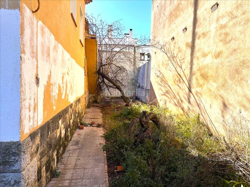 Foto bb161b95-6b21-46ff-a596-02f604694535. Casa amb piscina a Poble Nou-Olivar Gran Figueres