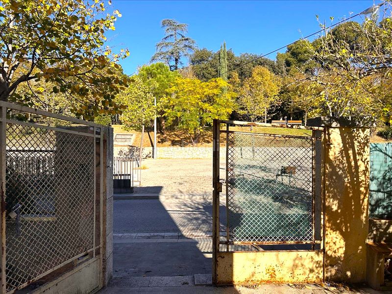 Foto ea0b7c17-e272-4f1c-9a74-bdb30def28ae. Casa amb piscina a Poble Nou-Olivar Gran Figueres