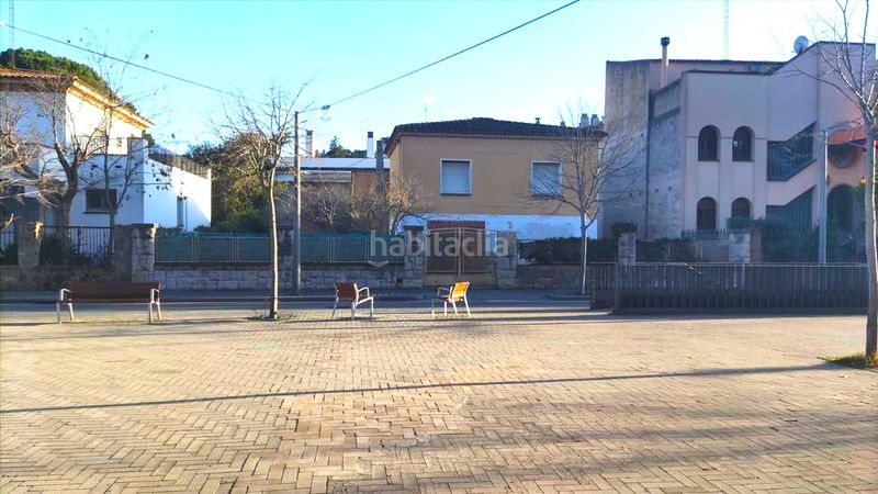 Foto f45ade26-a2ca-4d5f-9434-405bccff228f. Casa amb piscina a Poble Nou-Olivar Gran Figueres