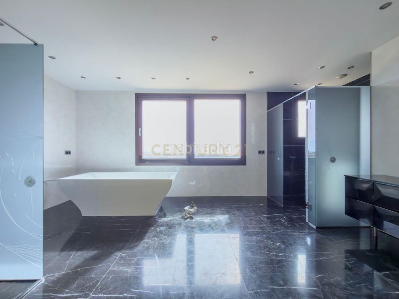 Foto 0713db71-dc3d-4bd2-9c0b-e374505b7d75. Casa amb aparcament piscina a Urbanitzacions Platja d´Aro