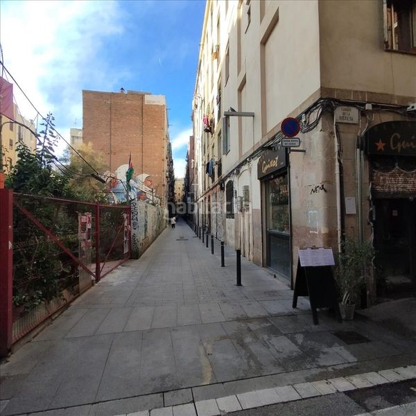 Foto 026be3de-85e6-4fa6-b253-630a0da46407. Terreny residencial a Raval Barcelona