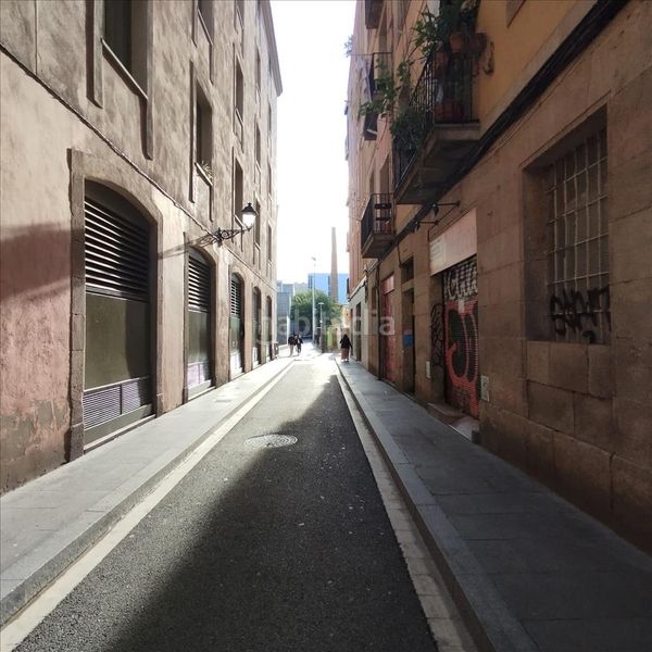 Foto c2d39dba-9bb4-4196-b48e-bf6592eee532. Terreny residencial a Raval Barcelona