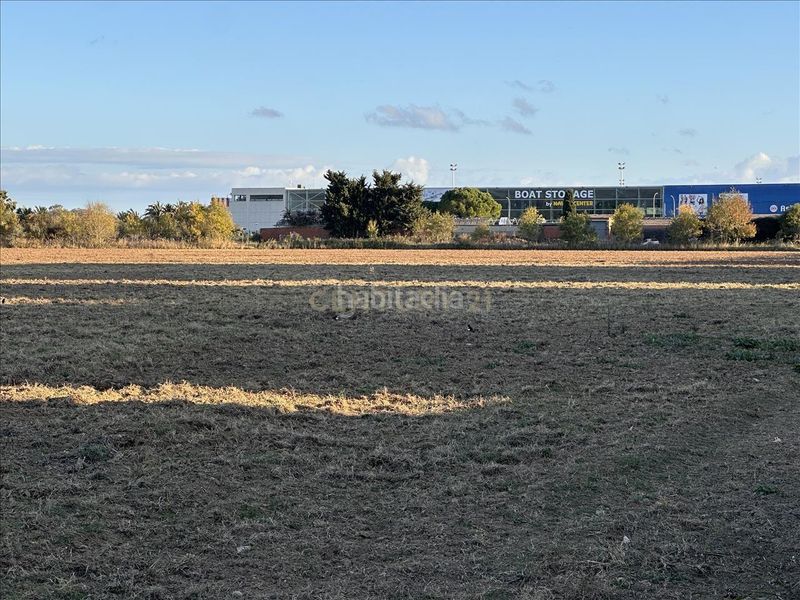 Foto 5b53b3d5-b01a-4a5c-865e-0242565a3693. Terreny residencial a 2. parcela a Puigmal - Mas Nou Empuriabrava