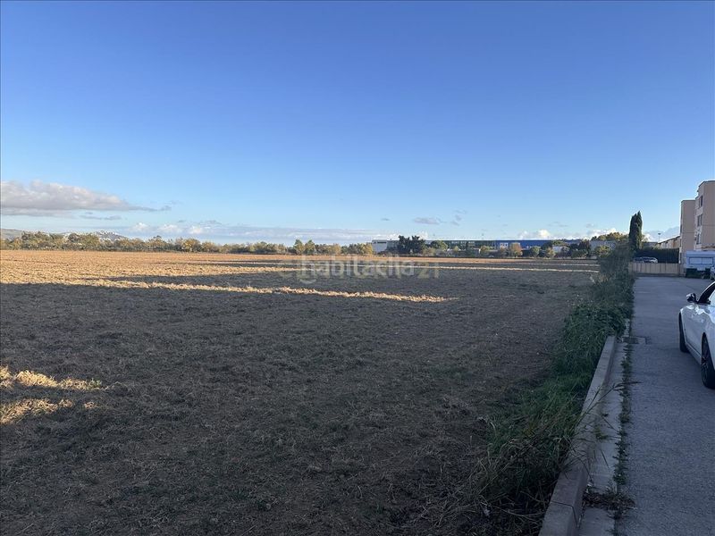 Foto f77fa7e4-e2eb-4ede-8091-5151bde5a2b1. Terreny residencial a 2. parcela a Puigmal - Mas Nou Empuriabrava