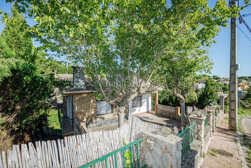 Foto 55249f83-c181-4402-a917-f04f60a1e8a3. Casa amb aparcament a Residencial Park Maçanet de la Selva