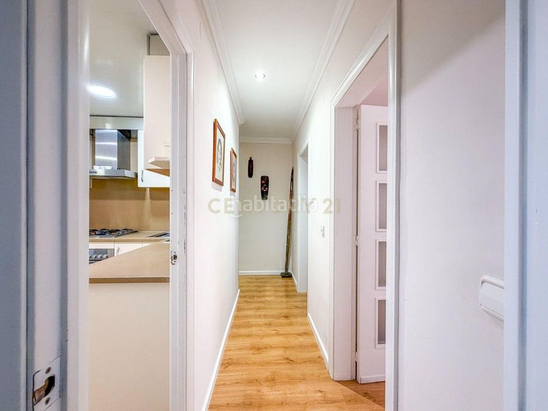 Foto 0fc0321e-8c2d-4713-b257-53bb1b51d5d0. Apartament a Cerdanyola Nord Mataró