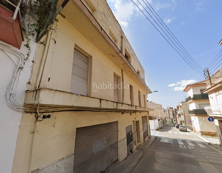 Foto 4222bd6f-be64-4995-85a6-ae28c407c8c0. Edifici a ramon y cajal a Sant Pere Tordera