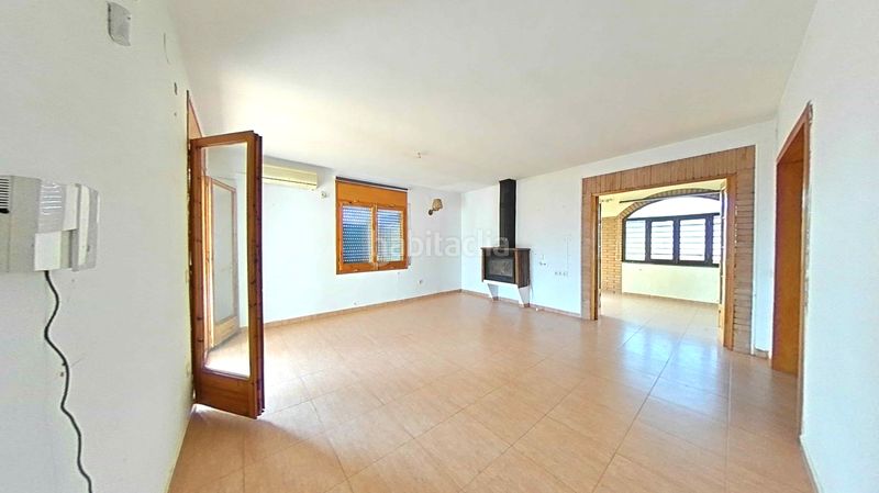 Foto 4d1d7fc1-0576-4876-ad22-ad755d4f7a6a. Casa  en Riells i Viabrea