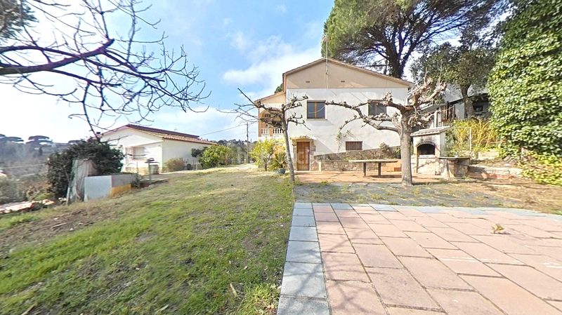 Foto a796e649-8078-4266-84de-831e74019120. Casa  en Riells i Viabrea