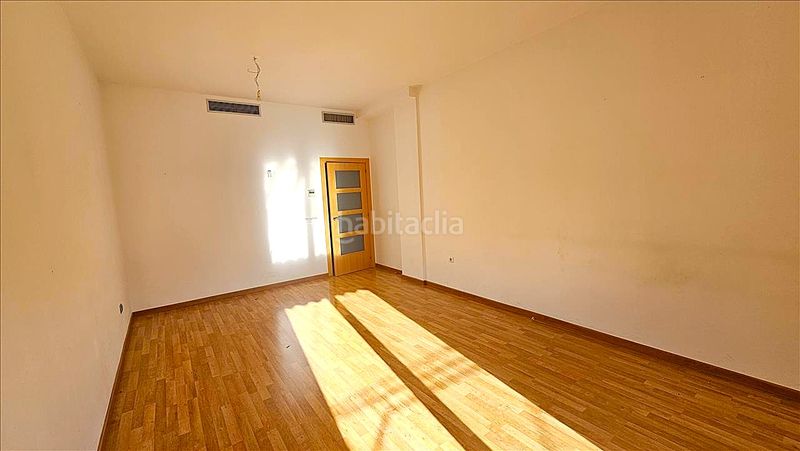 Foto 03a74cd8-230b-4cfd-bb1c-e589f4ebf392. Casa amb aparcament a Vilajuïga