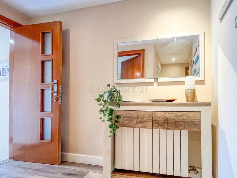 Foto cb870d89-0942-47d6-8b80-c121cf8bbe04. Apartament a Cerdanyola Nord Mataró