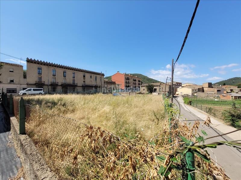 Foto f41a9dd4-203a-462f-9d62-454f64cf0287. Terreny residencial a Celrà