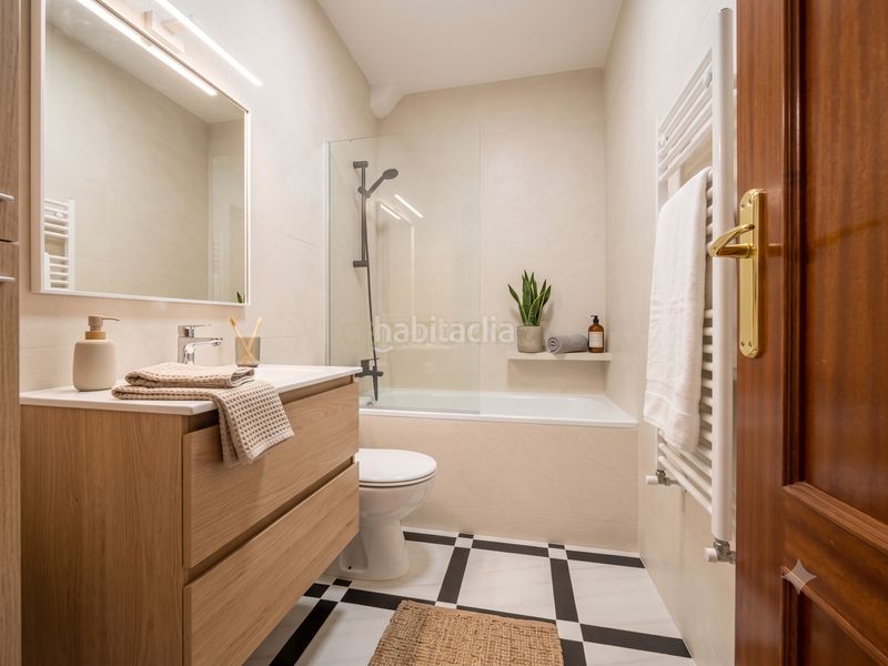 Foto f7d3cad0-db55-4445-90bf-c801764f9a43. Casa a Canet de Mar