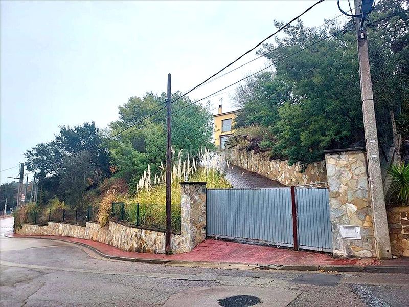 Foto f50214a0-e8af-4747-8123-8cbb50c2eb33. Casa a la masia a Caldes de Malavella