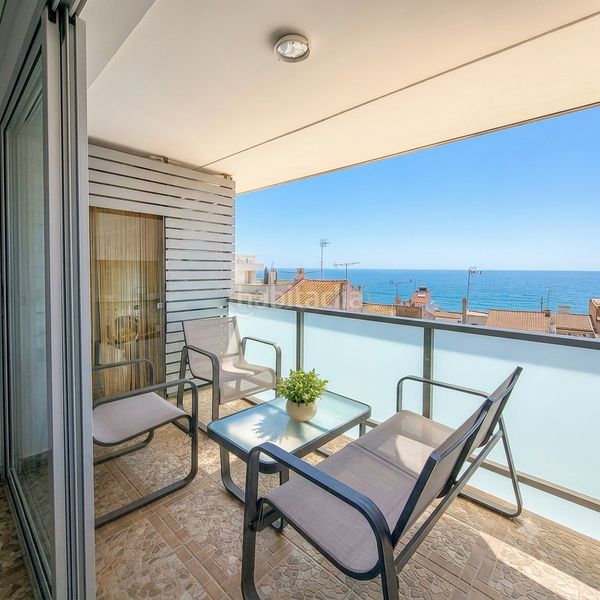Foto a257cc01-f27a-4600-aa90-9ec623a6c2b9. Apartament a Montgat