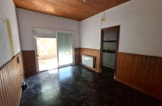 Piccolo appartamento  Carrer roger de llúria, 80, mataró, spain. Piso a la venta en mataró