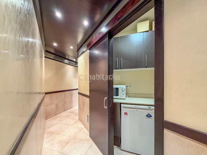 Foto 0dd948bb-2c00-4be2-99eb-e27b3a1bbd38. Local comercial a Fenals Lloret de Mar