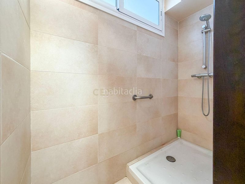 Foto 9e91ca1d-18c3-4f22-addd-717959ea1d6a. Local comercial a Fenals Lloret de Mar