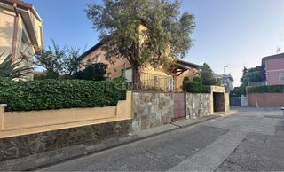 Maison  Calle maresme y garrotxa sn. Vivienda sin posesión en blanes