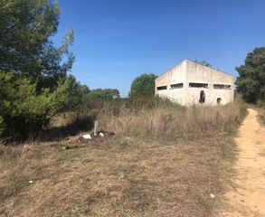 Landgut in Veïnat de sant daniel, 40, 08490 tordera, barcelona, spain. Adjudicación de cuota indivisa de participación rústica en torde