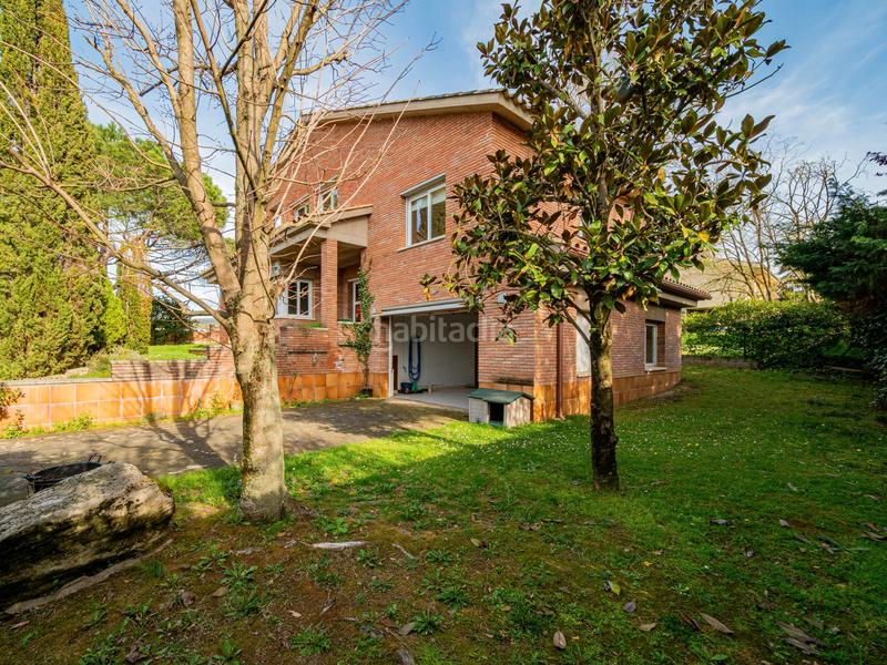 Foto c4b55b3c-1b2c-4560-86d6-8355c5c5280c. Chalet casa a en Sant Julià de Vilatorta