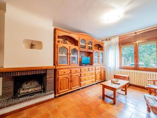 Reihenhaus in Roda de Ter. Casa a les masies de roda