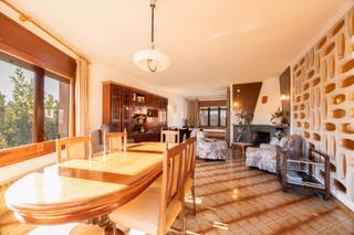 Xalet a Folgueroles. Xalet a folgueroles