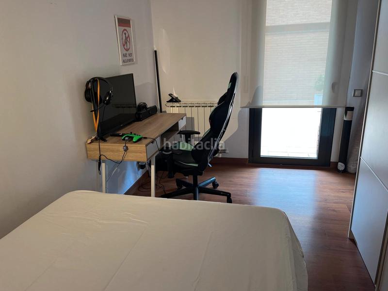 Foto 4d8d6f75-04e6-4c73-a747-a7710a7cd27c. Casa a schiera con parcheggio in Estadi-Santa Anna Vic