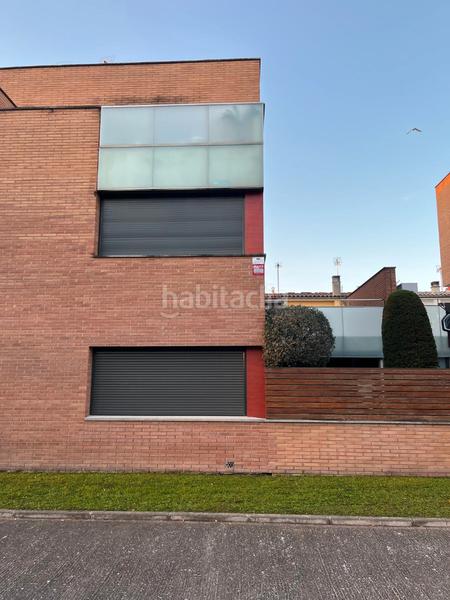 Foto 07c3b064-5d17-4a38-80c3-25ec9883d9ce. Reihenhaus mit parking in Estadi-Santa Anna Vic