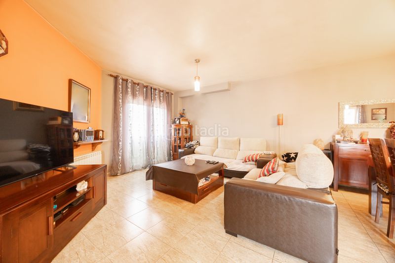 Foto ed2c9b44-86a2-4a60-bd9e-c3238ca7a0d7. Haus mit heizung parking in Sant Hipòlit de Voltregà