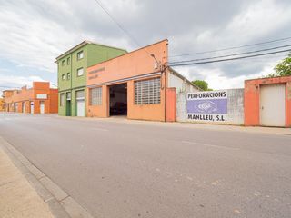 Nave industrial en Manlleu