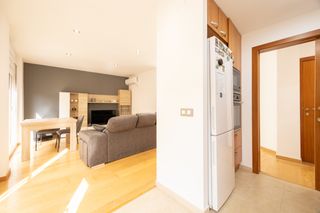 Dúplex en Sant Pere de Torelló. Dúplex amb terrassa solàrium i plaça d’aparcament a sant pere de