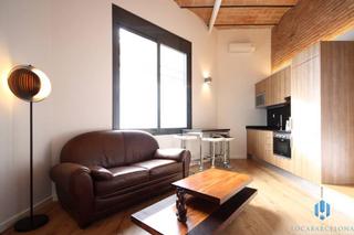 Rent Duplex  Carrer d'espronceda. Alquiler dúplex moderno con 2 habitaciones