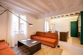 Location Appartement  Carrer de la pescateria. Piso elegante en alquiler con balcón