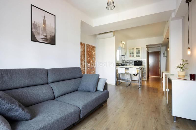 Foto 64f2bed5-34f5-43c9-bd33-d9da8ae9e37d. Alquiler piso apartamento luminoso totalmente amueblado en Barcelona