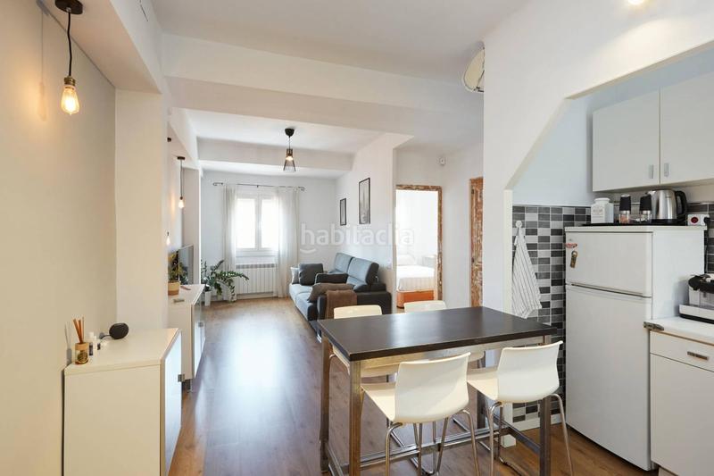 Foto c7e34732-c355-4774-8a9e-d7ceb4e3f497. Rent flat in Hostafrancs Barcelona