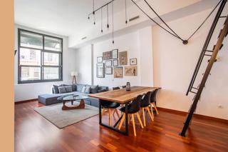 Lloguer Planta baixa  Carrer de pere iv. Moderno piso con altillo en alquiler